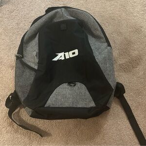 Leed’s Backpack A10 Black & Gray NWOT Full Size Book bag